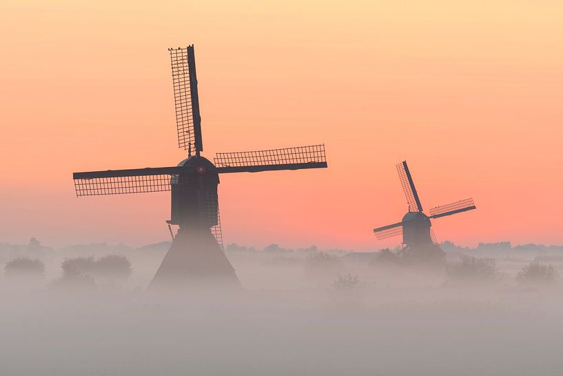 2 schöne Windmühlen in Netherland von Jos Pannekoek