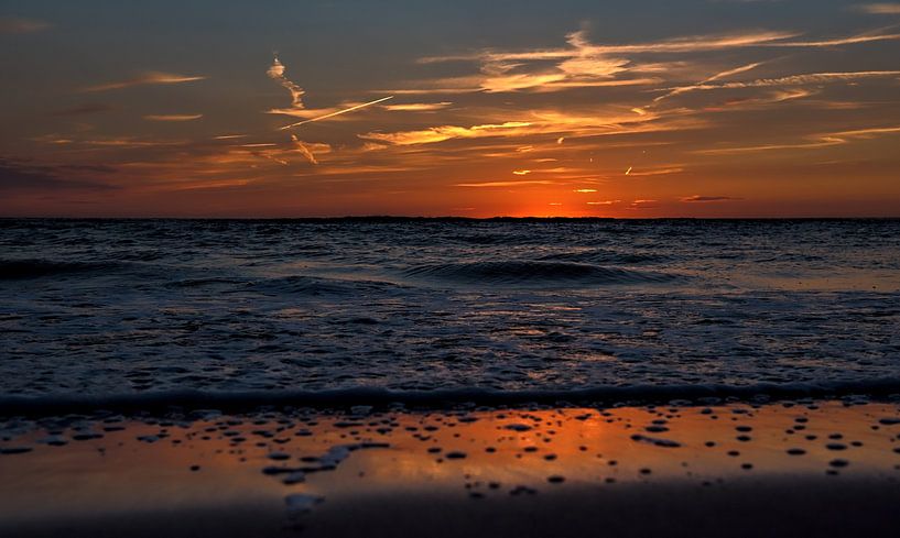 sunset by the sea by Ed Dorrestein