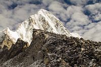 Le Mont Pumori au camp de base de l'Everest, au Népal
