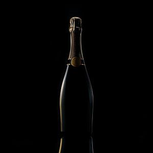 Luxus-Silhouette einer Champagnerflasche