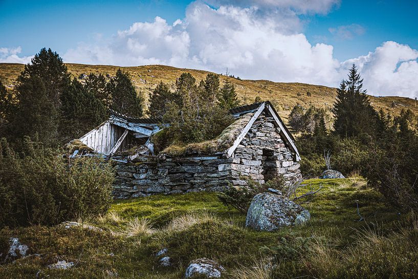 vervallen hut van Thomas Heitz