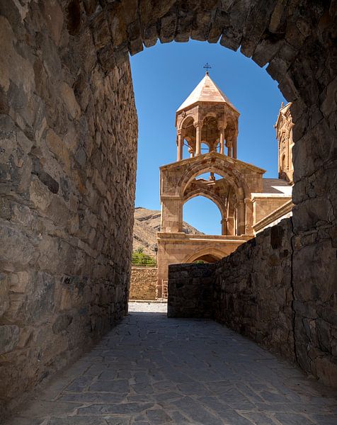 Iran: Saint Stepanos Monastery (Shoja) van Maarten Verhees