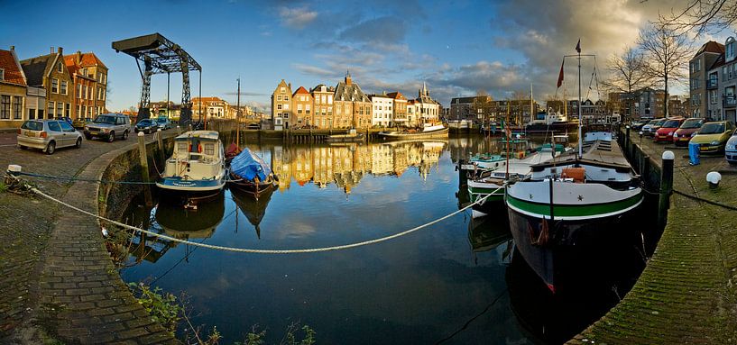 Maassluis, harbour by Sjoerd Mouissie