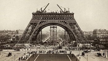 Vintage Eiffel Tower Old Photo – Historic Paris Architecture