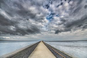 De pier van het Friese plaatsje Paesens Moddergat in de Waddenzee