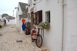 Alberobello, Puglia, Italy van Henk Langerak