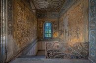 The yellow hall by Lien Hilke thumbnail