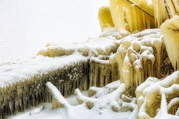 Oever ijs sculptuur van Peter Bolman