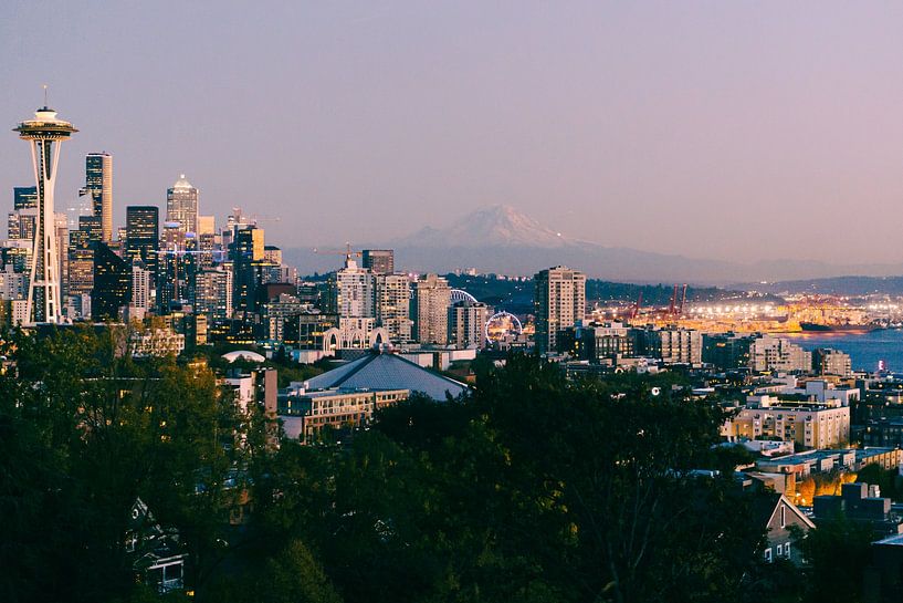 Seattle by Hello Pompoyo