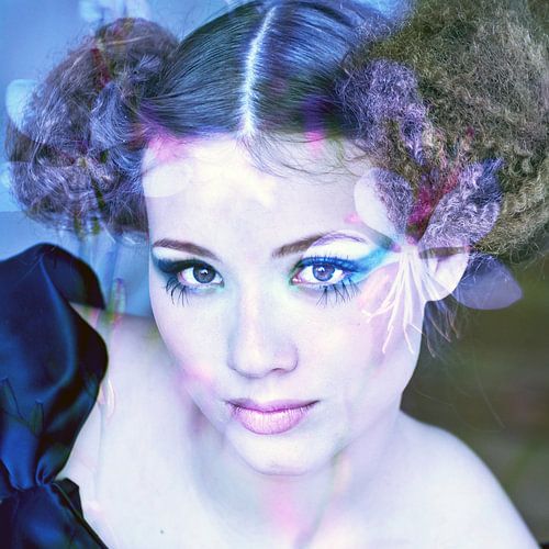 Gebloemde Lolita in blauw