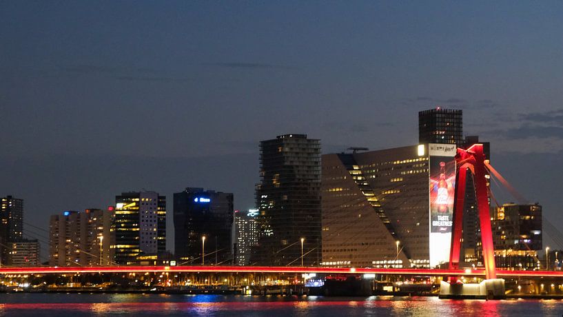 Willemsbrug, Rotterdam, Niederlande von themovingcloudsphotography