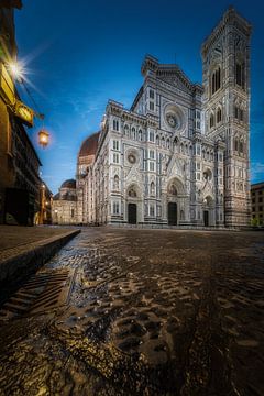 Morning in Florence - Italy by Roy Poots
