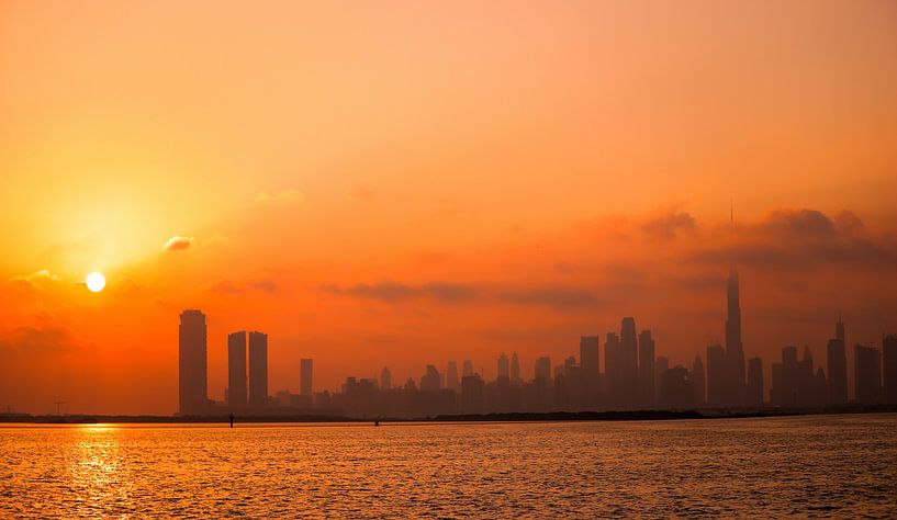 Dubai by Hello Pompoyo