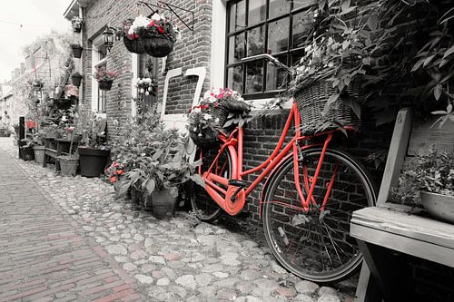 Red city bike in Elburg