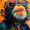 Chimpanzé pop art avec lunettes de soleil aux couleurs vives sur Lauren Wilde