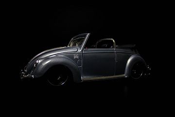Silberner Volkswagen Käfer von Kim Van Uuden