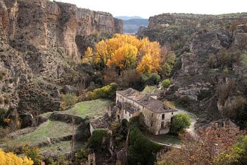 Alhama de Granada by Jan Katuin