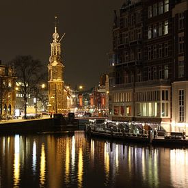 Amsterdam bei Nacht mit Westertoren von Paul Franke