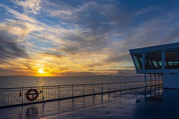 Zonsondergang bij de Shetlandeilanden van Rico Ködder