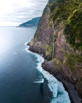 Seixal-Wasserfall auf Madeira von Visuals by Justin