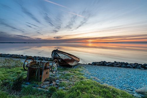 Sonnenuntergang über dem IJsselmeer von Timothy Ricketts
