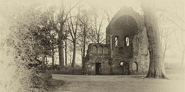 Nijmegen Ruine op het Valkhof van Henk Egbertzen