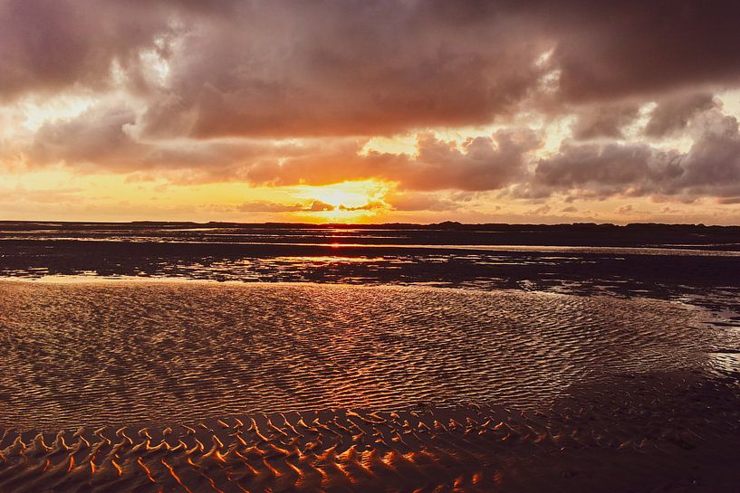 setting sun on Terschelling by Arie Jan van Termeij