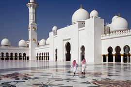 Abu Dhabi by Jürgen Wiesler