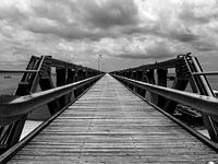 Een brug naar de horizon
