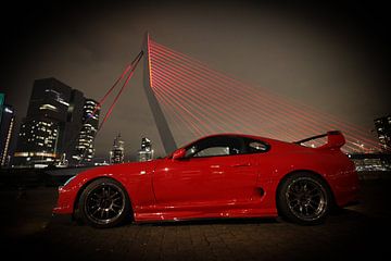 ROTTERDAMER ERASMUS-BRÜCKE TOYOTA SUPRA MK4 von Hans Oskam