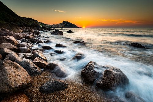 Stenen op het strand in Sardinië