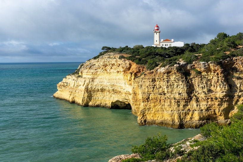 Farol de Alfanzina: Leuchtturm an der Algarve von Jacoba de Boer