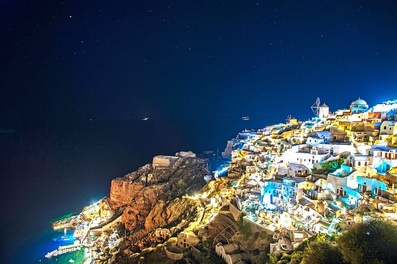 Santorini by Hello Pompoyo