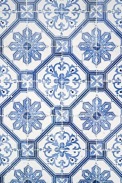 Carreaux Azulejo au Portugal en bleu et blanc sur Henrike Schenk