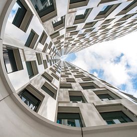 Motel One Berlin-Upper West > Looking up sur David Pronk