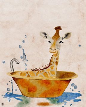 Gerrit, die Giraffe, nimmt ein Bad.