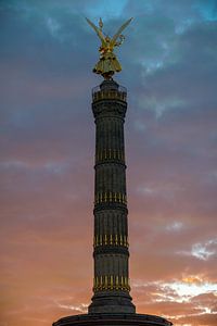 Colonne de la Victoire à Berlin au coucher du soleil