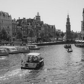 Amsterdam by Bart van Lier