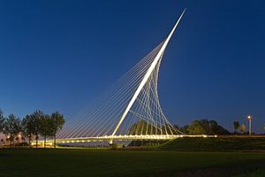 Calatrava Bridge - Harp 2/2 by Anton de Zeeuw