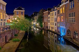 Nachtfoto Oudegracht Utrecht van Anton de Zeeuw