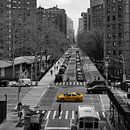 Yellow cap (taxi) in New York in zwart wit en geel par Renske Breur Aperçu