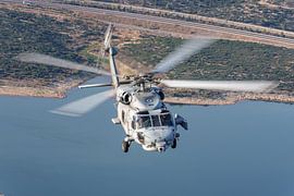 Griekse Sikorsky S-70B Seahawk air to air. van Jaap van den Berg