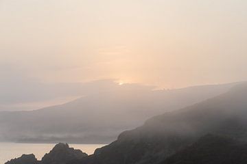 Morning glow over the Atlantic horizon