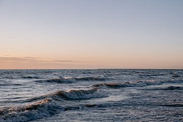 Wellen an der Küste von Danielle Bosschaart