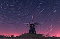 Niederländische Windmühle mit Sternspuren von Kim Bellen Miniaturansicht