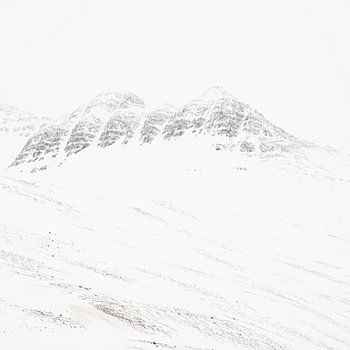 Montagnes blanches sur l'Islande