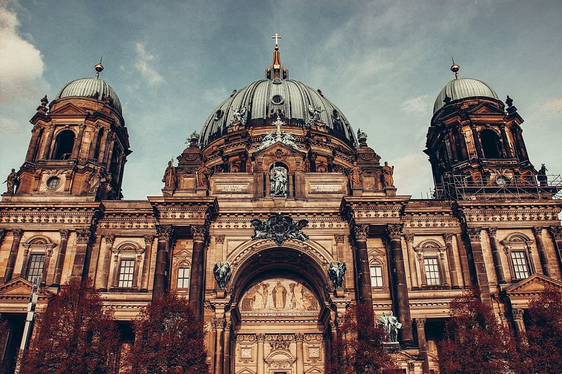 Berlin by Hello Pompoyo
