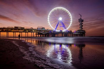 Pier Scheveningen tijdens zonsondergang van Edgar Seedorf