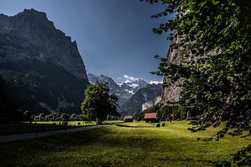 Lauterbrunnen Zwitserland van Ton Tolboom