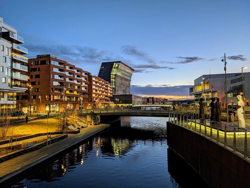 Oslo by Hello Pompoyo